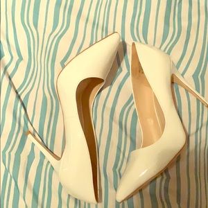 Clean white shoes, worn once